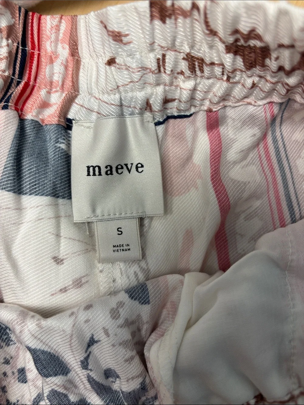 Anthropologie Maeve White deep v sweater w red trim and matching wide leg pants - Picture 2 of 4